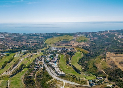 Sunny Golf, modern frontline golf apartments and penthouses in Estepona.