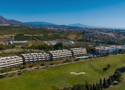 Sunny Golf, modern frontline golf apartments and penthouses in Estepona.