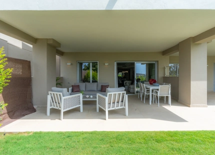 Sunny Golf, modern frontline golf apartments and penthouses in Estepona.