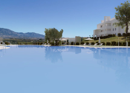 Solana Village, contemporary apartments and penthouses for golf lovers at La Cala Golf Resort in Mijas