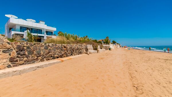 Luxuriöse Strandvilla mit 6 Schlafzimmern in Costabella mit atemberaubender 360-Grad-Aussicht - Marbella Ost