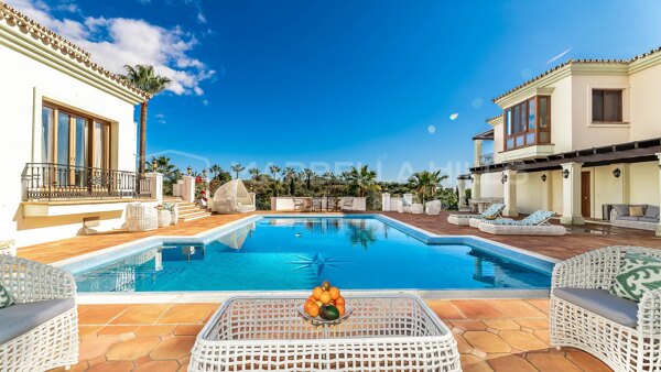 Luxueux palais méditerranéen de 16 chambres avec vue panoramique à El Paraiso Alto - Benahavis