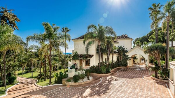 Luxueux palais méditerranéen de 16 chambres avec vue panoramique à El Paraiso Alto - Benahavis