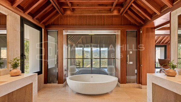 Luxuriöse Villa mit 5 Schlafzimmern und Panoramablick in La Zagaleta - Benahavis