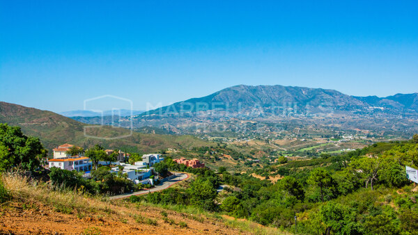 Contemporary 4 bedroom off-plan Villa with panoramic views in la Mairena - Ojen