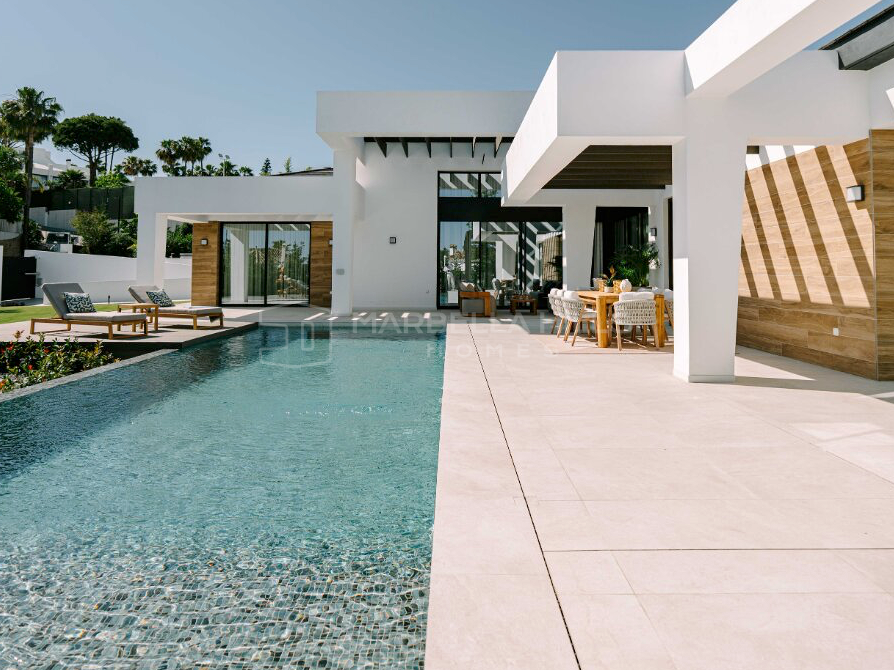Villa contemporaine de luxe à vendre à Nueva Andalucia, Marbella