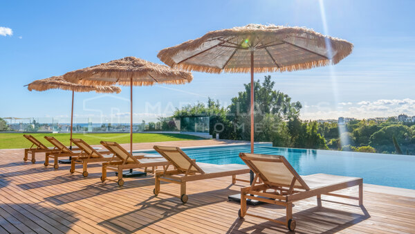 Herrliche Mietvilla mit 15 Schlafzimmern auf einer ganz anderen Ebene in Los Flamingos Golf - Benahavis