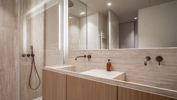 Fabelhaftes, komplett renoviertes Apartment mit 4 Schlafzimmern in Monte Paraiso - Goldene Meile