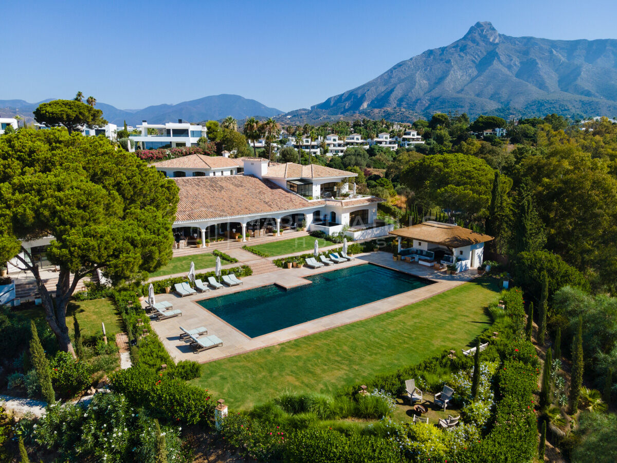 Grande demeure de luxe à vendre à Sierra Blanca Marbella – Domaine d’exception sur la Golden Mile avec vues panoramiques sur la mer