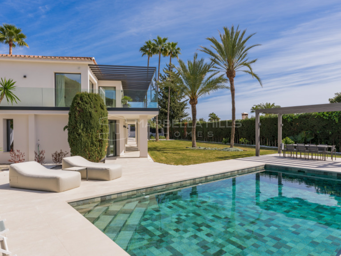 Fabelhafte Villa mit 5 Schlafzimmern und Meerblick in Nagueles - Goldene Meile, Marbella