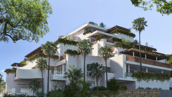 Exklusives Luxus-Maisonette-Penthouse mit 3 Schlafzimmern und Gartenblick in Río Real - Marbella Ost