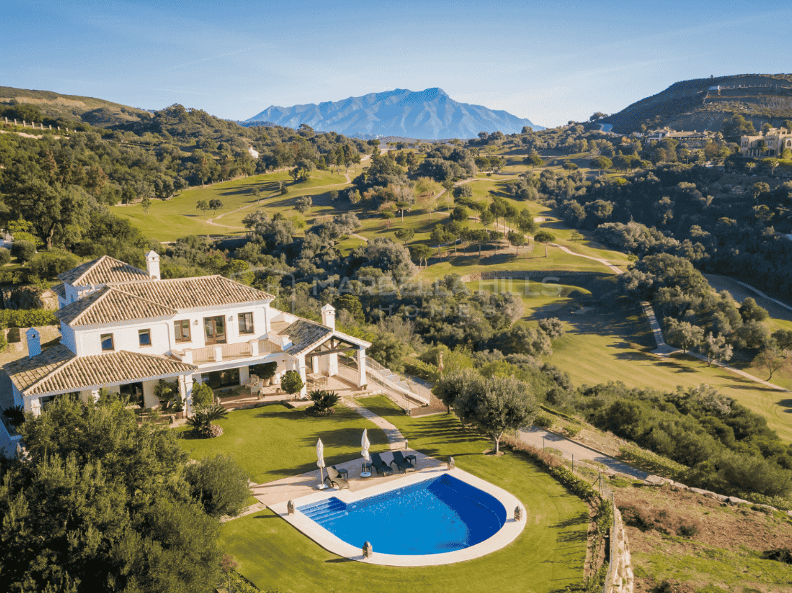 Superbe villa de golf de 5 chambres avec vue panoramique sur la mer à Marbella Club Golf Resort - Benahavis