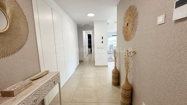 Modern 3 bedroom luxury apartment in El Campanario Hills with first class amenities - New Golden Mile