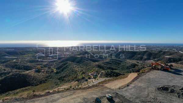 Exceptional 3-bedroom garden apartment with panoramic views in Real de la Quinta - Benahavís