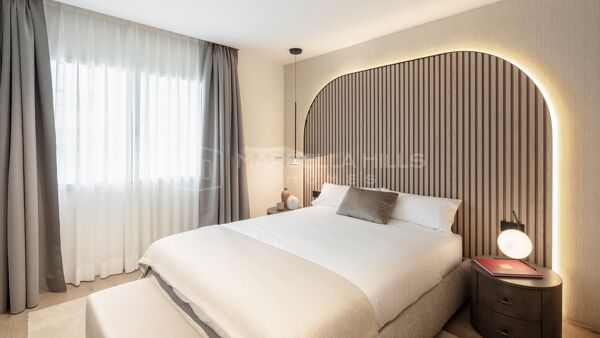 Apartamento en planta baja de 3 dormitorios recientemente reformado con vistas al jardín en Marina Puente Romano - Milla de Oro - Marbella