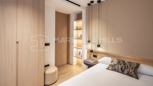 Apartamento en planta baja de 3 dormitorios recientemente reformado con vistas al jardín en Marina Puente Romano - Milla de Oro - Marbella