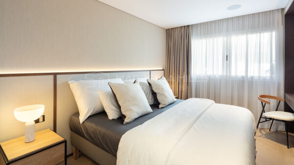 Puente Romano Golden Mile Apartment for Sale – Luxury Sea View Residence in Puente Romano Marbella