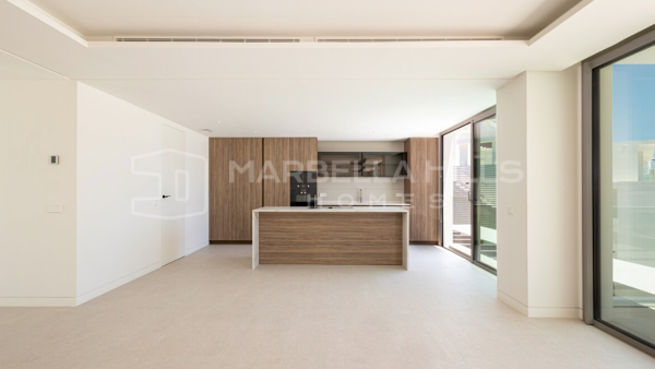 Penthouse duplex neuf à vendre sur le Golden Mile de Marbella