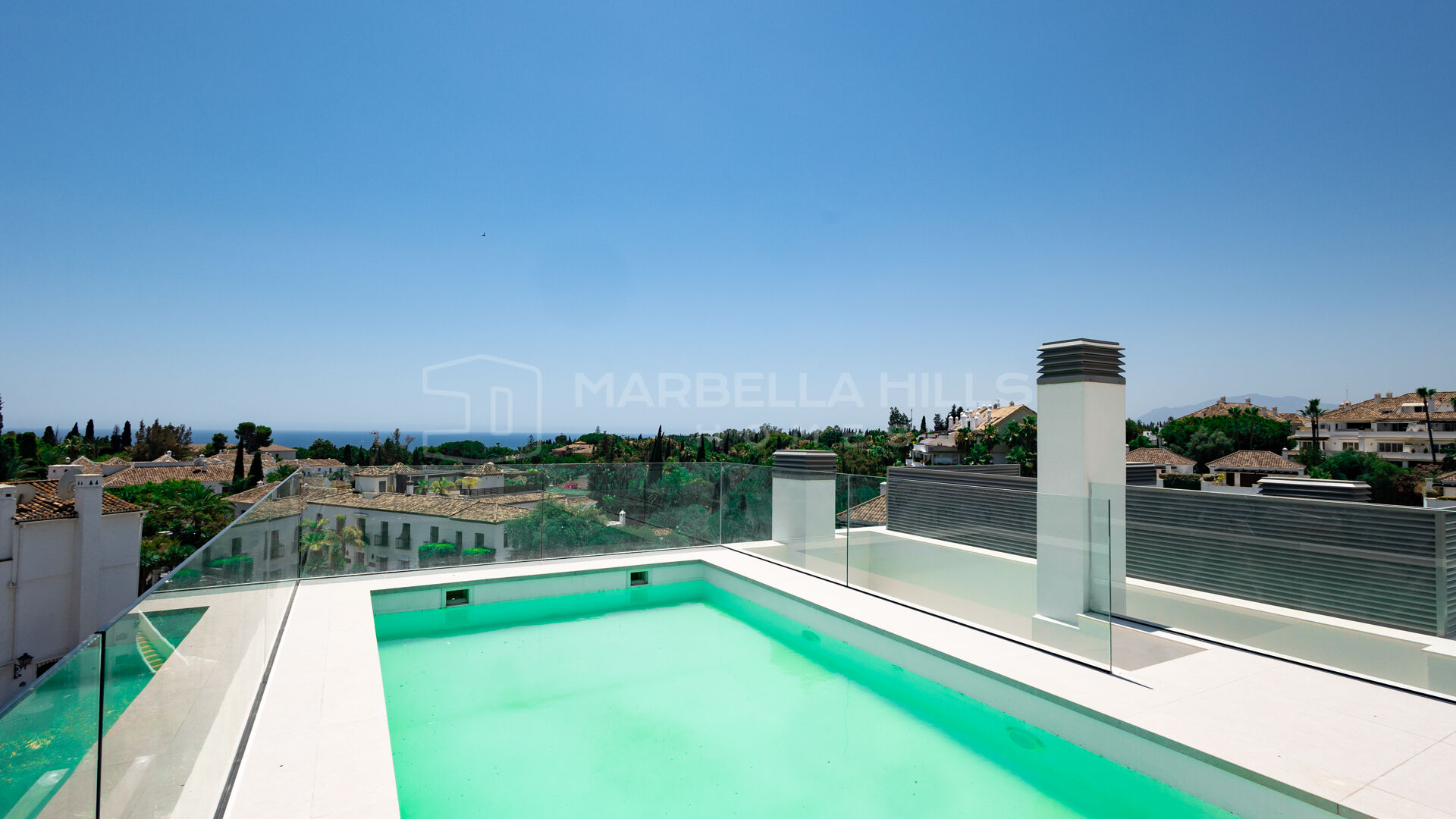 Penthouse duplex neuf à vendre sur le Golden Mile de Marbella