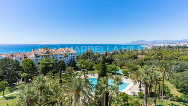 Stunning 3-Bedroom Apartment with Panoramic Views in Torre Real – A Perfect Blend of Luxury and Tranquility in Marbella East