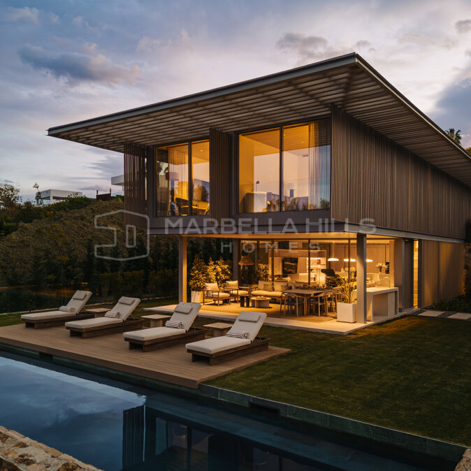 Villa contemporaine de luxe à vendre à La Cerquilla, Nueva Andalucía – Architecture moderne au cœur du Golf Valley de Marbella