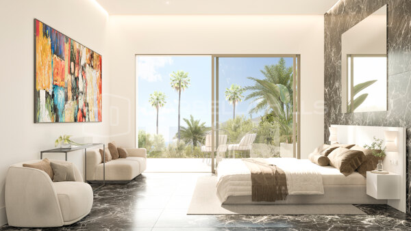 Sophisticated 5 bedroom frontline golf Villa with stunning views in El Paraiso Alto, Benahavís