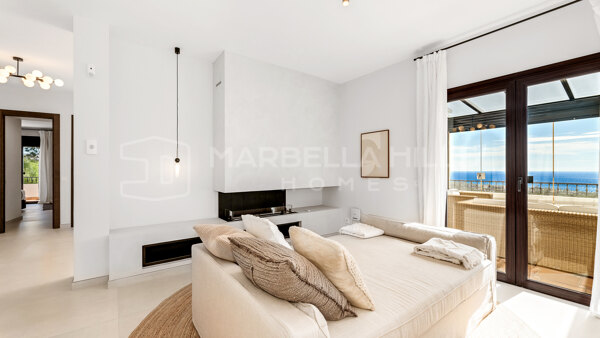 Villa de Ensueño con 6 Habitaciones y Vistas Panorámicas al Mediterráneo en El Rosario - Marbella este