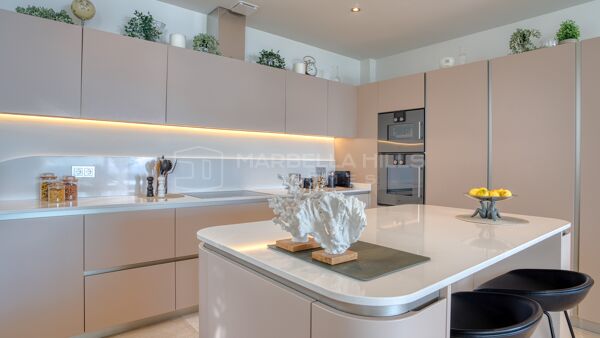 Exquisites Duplex mit vier Schlafzimmern und Meerblick in La Reserva De Sierra Blanca, Goldene Meile – Marbella
