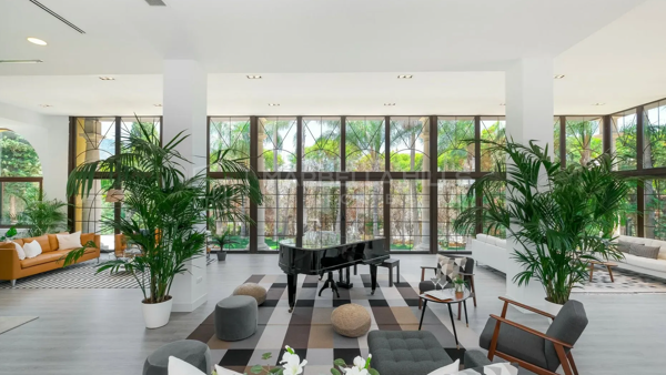 Luxurious New York Loft-Style 10 bedroom Villa in a Hidden Gem in Nueva Andalucia