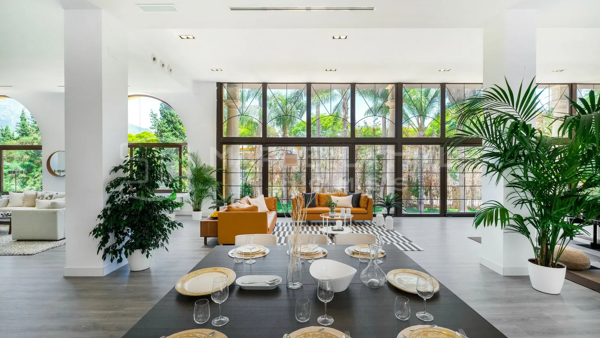 Luxurious New York Loft-Style 10 bedroom Villa in a Hidden Gem in Nueva Andalucia