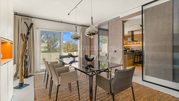 Impresionante Ático Dúplex de 4 Dormitorios en Embrujo de Banús con Vistas Panorámicas al Mar y Comodidades Premium - Puerto Banús