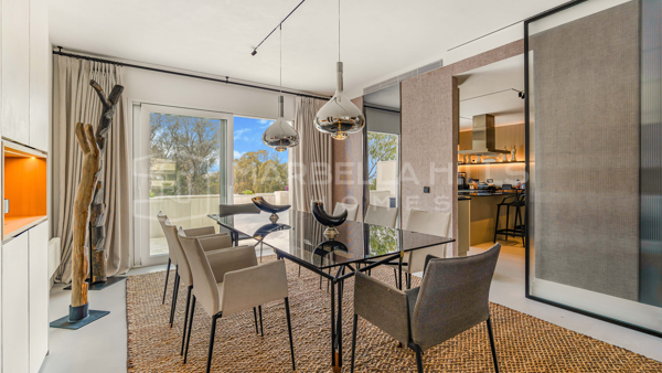 Impresionante Ático Dúplex de 4 Dormitorios en Embrujo de Banús con Vistas Panorámicas al Mar y Comodidades Premium - Puerto Banús