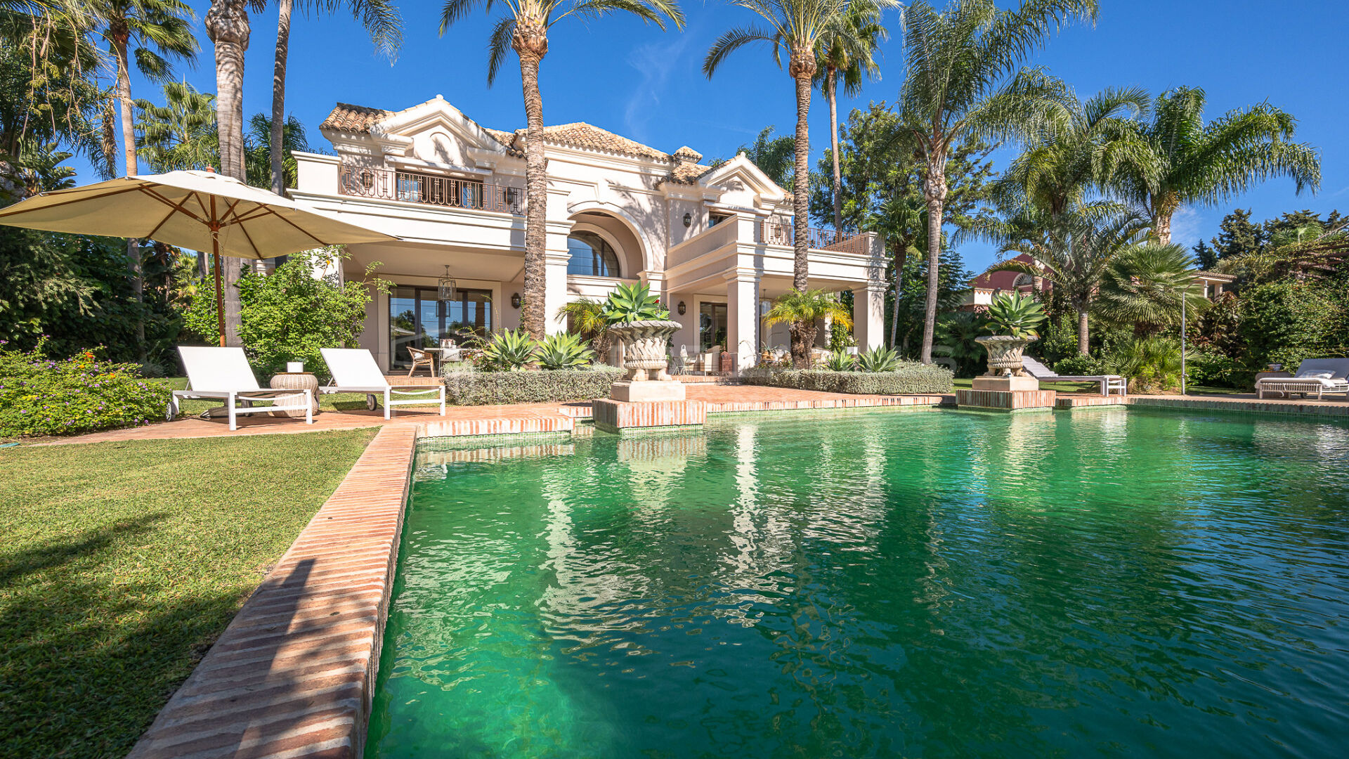 Luxusvilla in Guadalmina Baja Marbella | Exklusive Villa nahe dem Strand