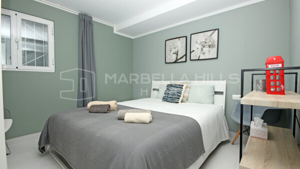 Renoviertes 4-Schlafzimmer-Gartenapartment in Nueva Andalucía, Marbella