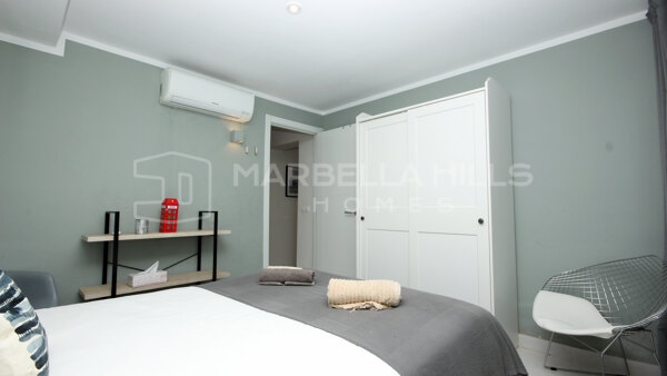 Renoviertes 4-Schlafzimmer-Gartenapartment in Nueva Andalucía, Marbella