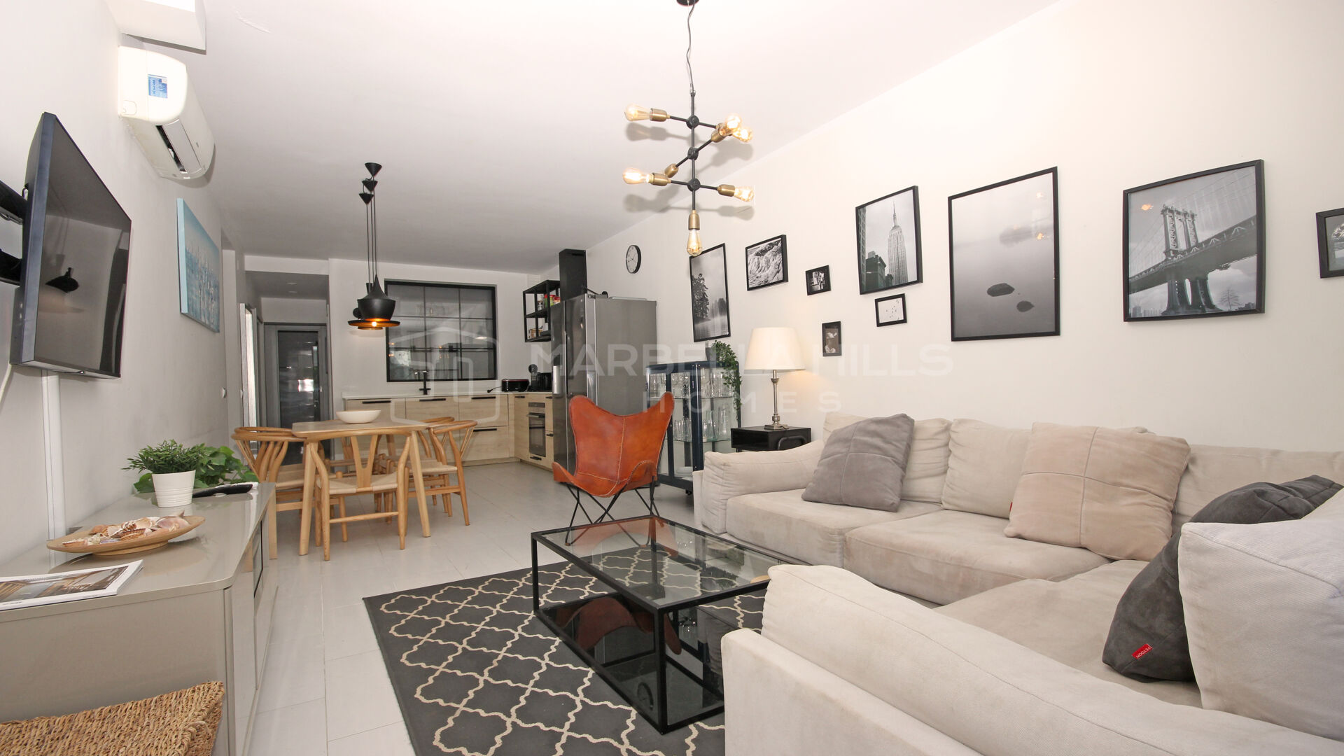 Appartement rénové de 4 chambres avec jardin à Nueva Andalucía, Marbella
