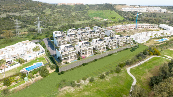 Villas Modernes Exclusives de 3-4 Chambres au Cœur d'Estepona Golf avec des Vues Imprenables sur la Mer et le Golf