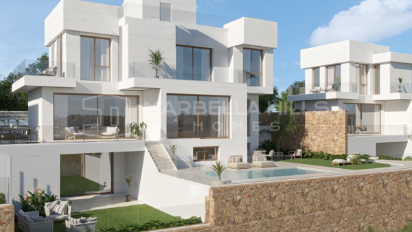 Luxury 4-6 bedroom Villas for Sale on the Frontline of Golf in Estepona – Sea Views & Modern Elegance