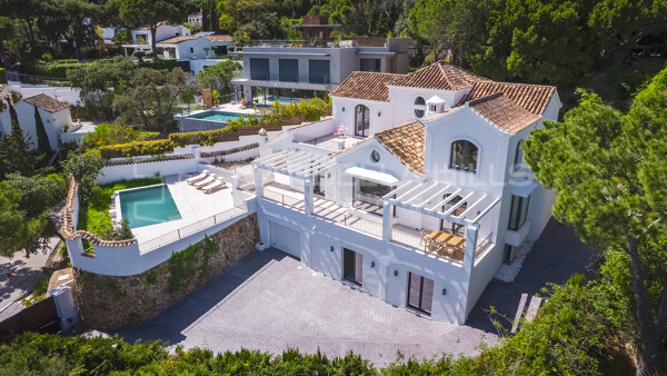 Vivir el Lujo con Vistas Panorámicas – Villa de 5 dormitorios en El Madroñal, Benahavís