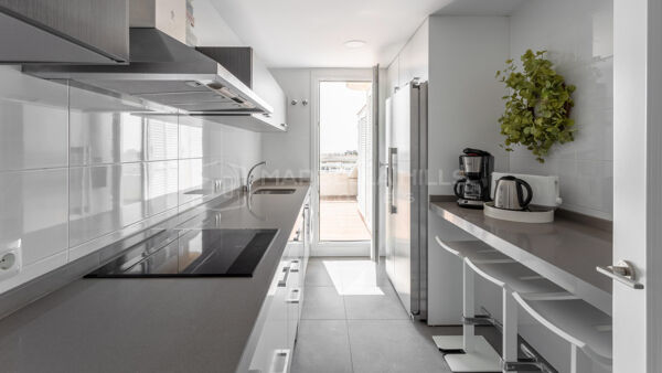 Penthouse de Luxe 2 Chambres avec Terrasse Panoramique à Marina Banús - Puerto Banus