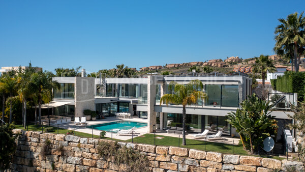 Villa Golf en Première Ligne à Vendre à La Alquería Benahavís