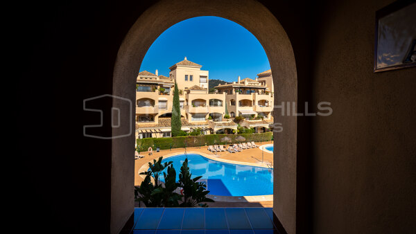 Elegant Duplex Penthouse with Panoramic Views in Hacienda Elviria, Marbella East