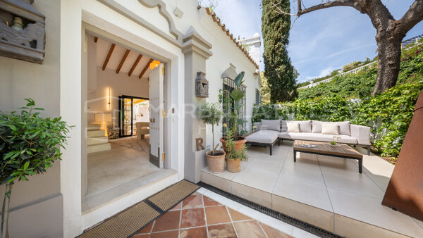 Andalusian Charm Meets Nordic Elegance – Unique 3-Bedroom Townhouse on Marbella’s Golden Mile