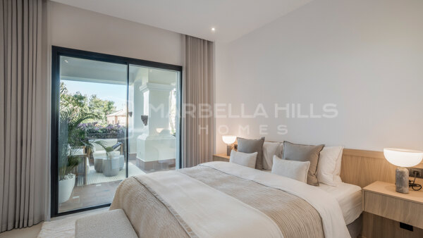Luxuriöse, neu renovierte 3 Schlafzimmer Erdgeschosswohnung in der Exklusiven Gemeinde Altos Reales, Sierra Blanca - Goldene Meile