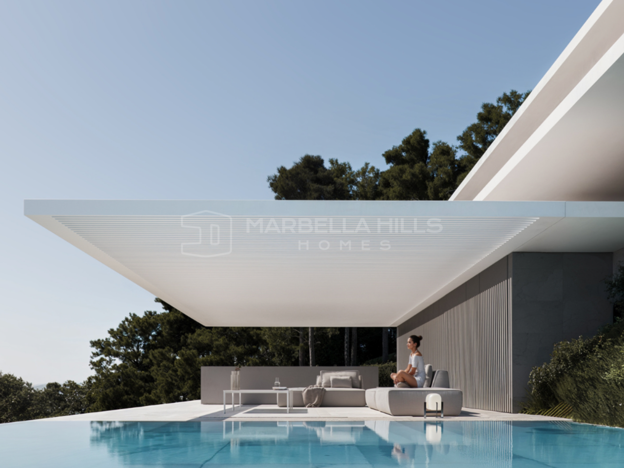 Lujosa Villa de 6 Dormitorios en La Reserva de Sotogrande: Vivienda Sostenible con Vistas al Golf y al Mar