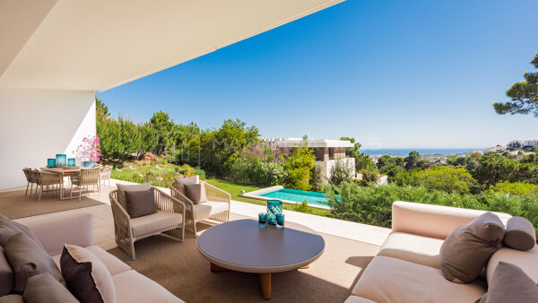 Stunning Contemporary 6-Bedroom Villa in La Reserva de Alcuzcuz with Panoramic Sea Views: Ultimate Luxury and Privacy in Benahavís