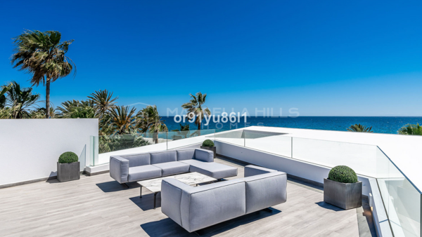 Contemporary Beachfront Luxury Villa for Sale in Los Monteros Playa, Marbella East