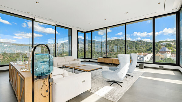 Moderne 7 Schlafzimmer Villa in Los Arqueros: Luxus, 360-Grad-Blick und Zwei Pools - Benahavís