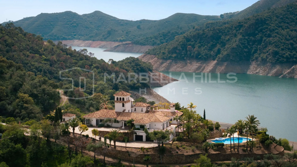 Exceptional 6 bedroom Andalusian Villa in Istán: Stunning Lake and Mountain Views, Private Pool, Secluded Luxury with Quick Access to Marbella