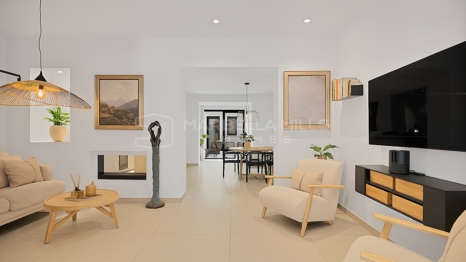 Apartamento renovado en planta baja en venta en el Casco Antiguo de Estepona – a pocos pasos de la playa y el puerto